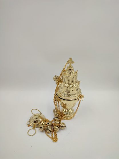 Incensario con cascabeles clavos